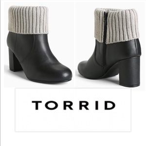 Torrid 10 Sweater Cuff Booties Black Like New
